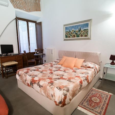 La Corte Del Re Suite & Rooms อาเรซโซ ภายนอก รูปภาพ