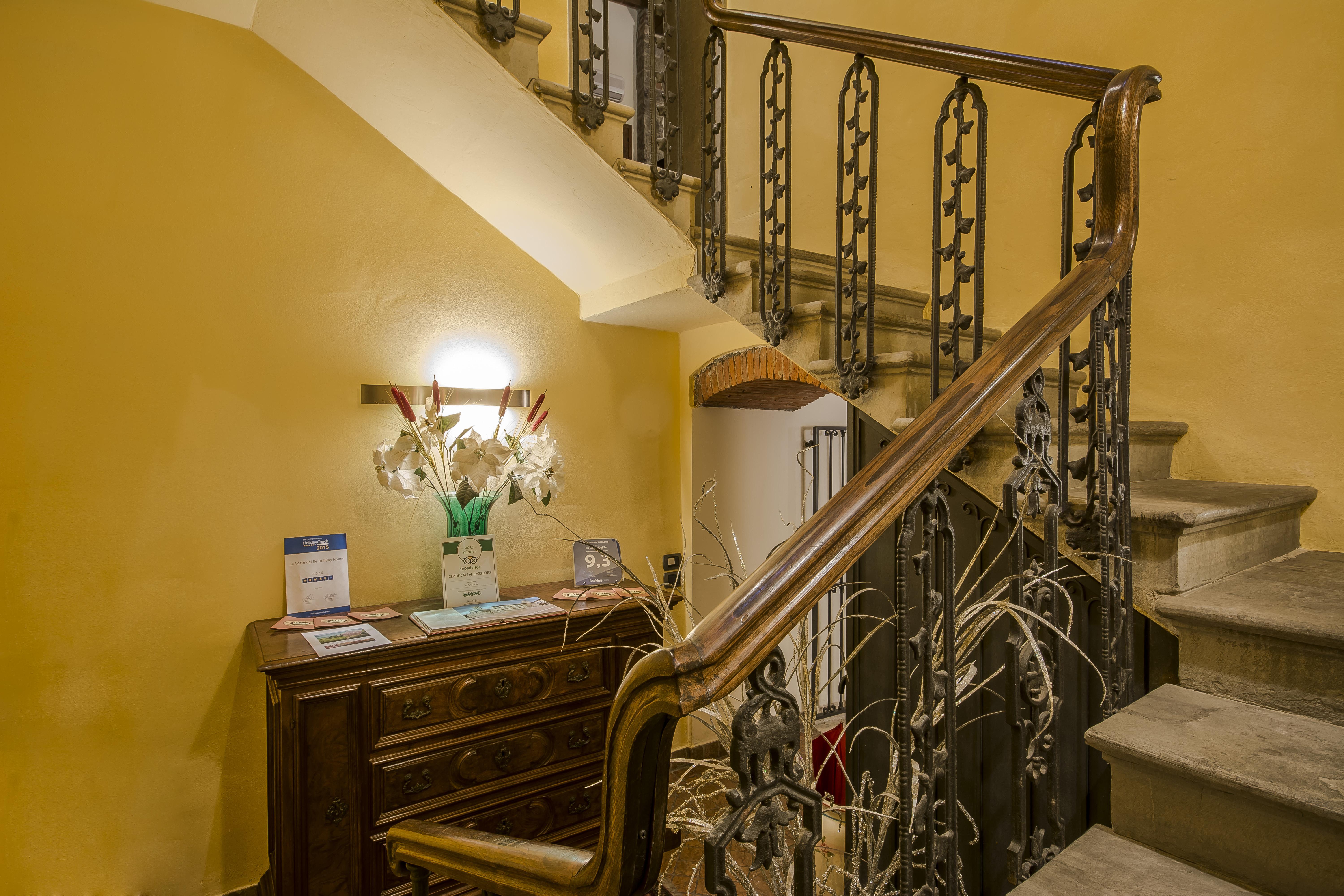 La Corte Del Re Suite & Rooms อาเรซโซ ภายนอก รูปภาพ