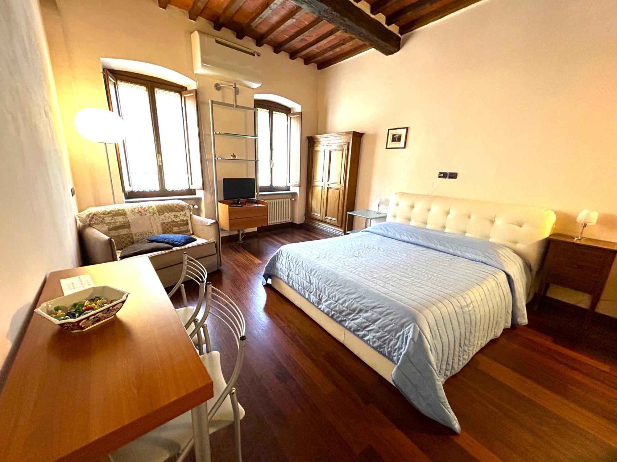 La Corte Del Re Suite & Rooms อาเรซโซ ภายนอก รูปภาพ